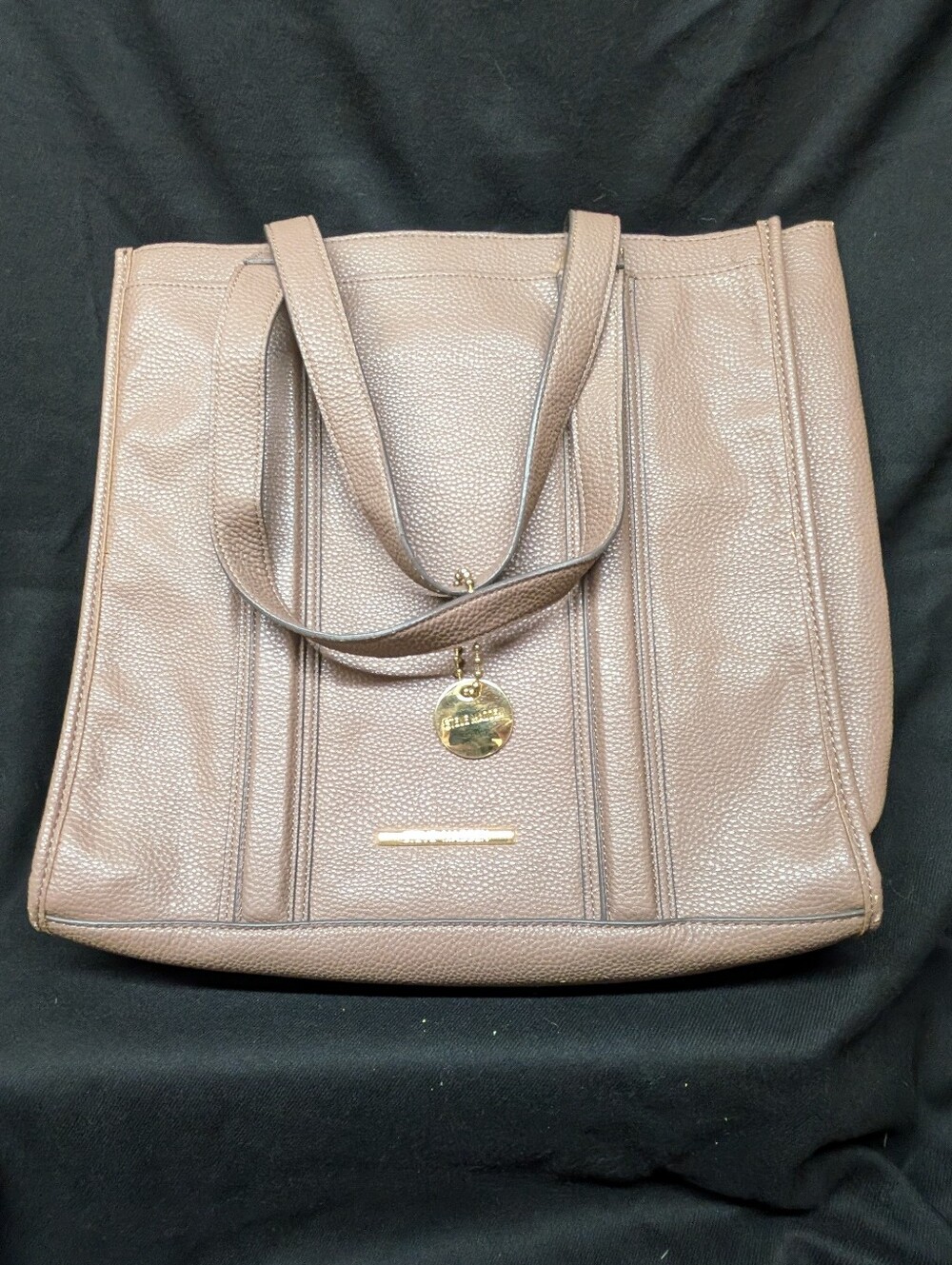 Steve Madden Tote, Tuape